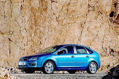 5-   Ford Focus,  2004 .