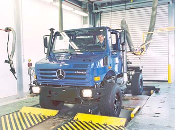 Mercedes-Benz Unimog U 3000:     .  (Woerth) -    