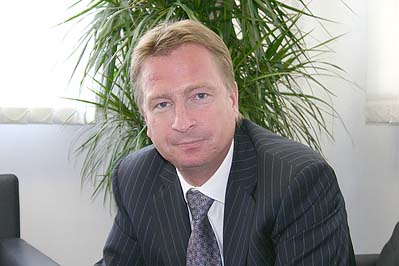  Volvo    ,  2007 .